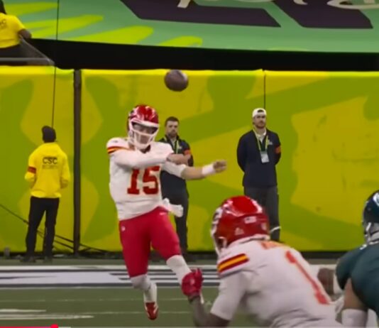 Eagles aplastan a Chiefs pese a Saquon dominado Saquon