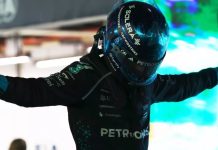 Russell gana una carrera llena drama, pero no para él Drama