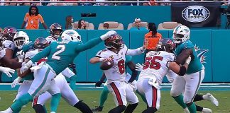 Ewers Brilla y Dolphins Derrotan Agónicamente 20-17 a Bucs en Semana 17 Ewers