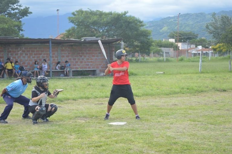 Softbol Femenino y Masculino en Salta